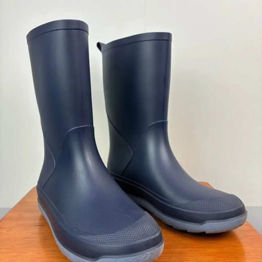 Cat & Jack Navy Rain Boots Size Big Boy 4